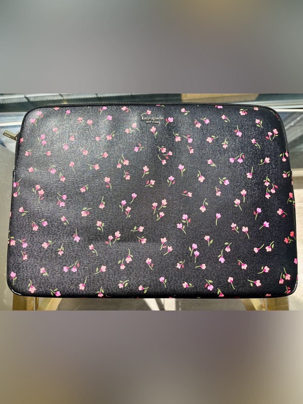 {Kate Spade} Black Floral Zip Laptop Sleeve